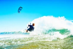 Ozone Alpha V1 Kiteboard Kite -Sports Shop Alpha V1 wave 1 840x560 08274.1572014879